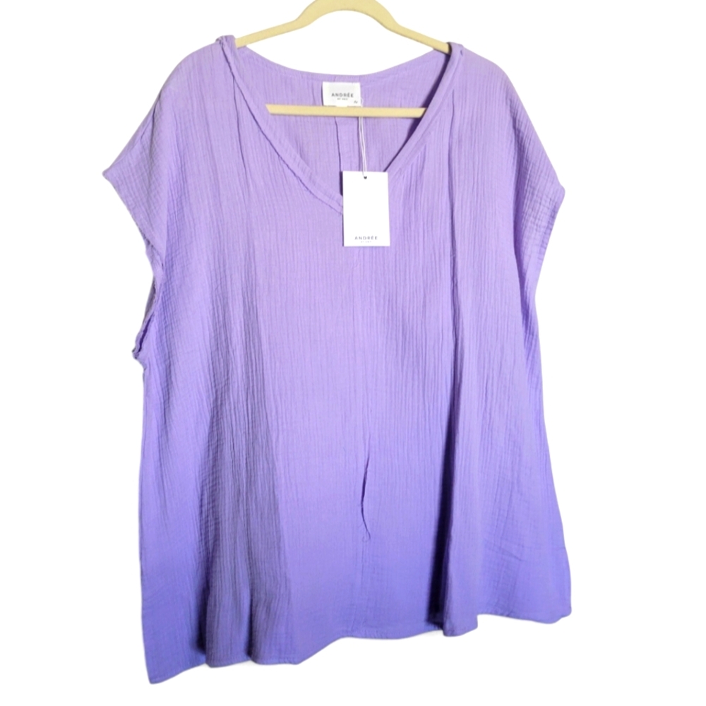 Andrée 100% cotton V neck Top